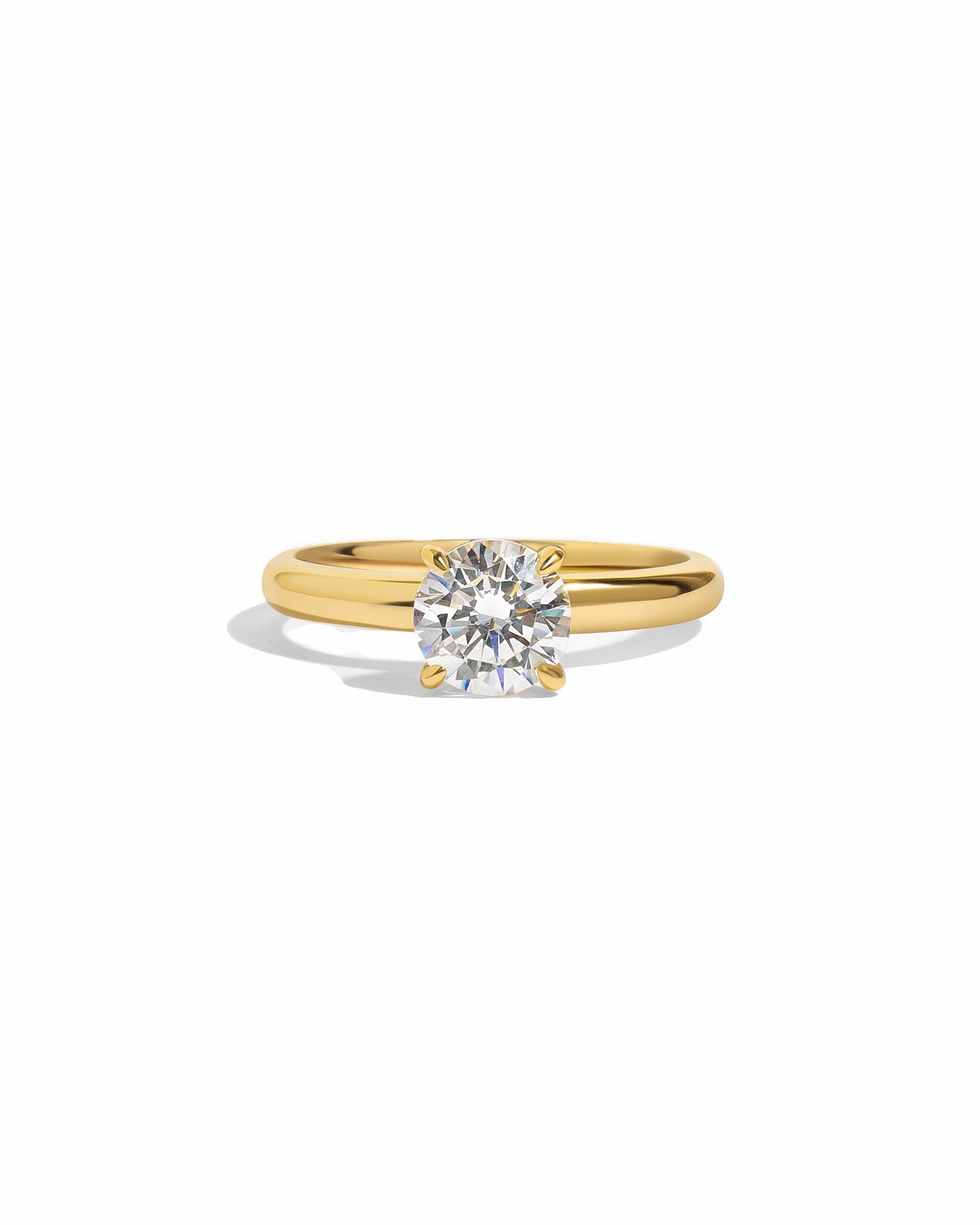 Round Solitaire Ring - 18K Gold Plated - Xiara