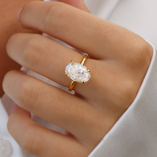 The Oval Solitaire Ring - 92.5 Sterling Silver Vermeil