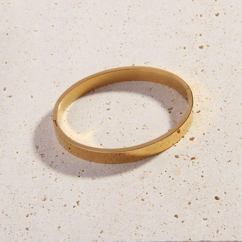 The Classic Gold Bangle