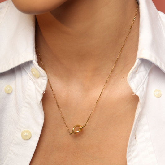 Izabel Knot Necklace