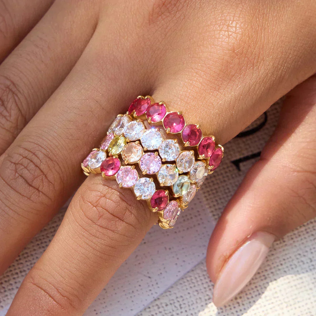 Latest Jewellery Trends In 2026: A Modern Style Guide