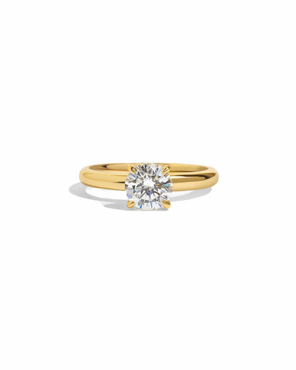 Round Solitaire Ring - 18K Gold Plated - Xiara
