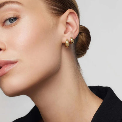 Minimalist Round Hoops