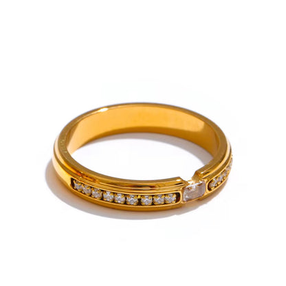 Nyra Gold Ring