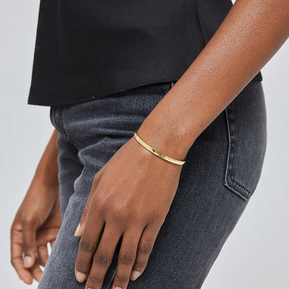 Regal Radiance Gold Unisex Bangle