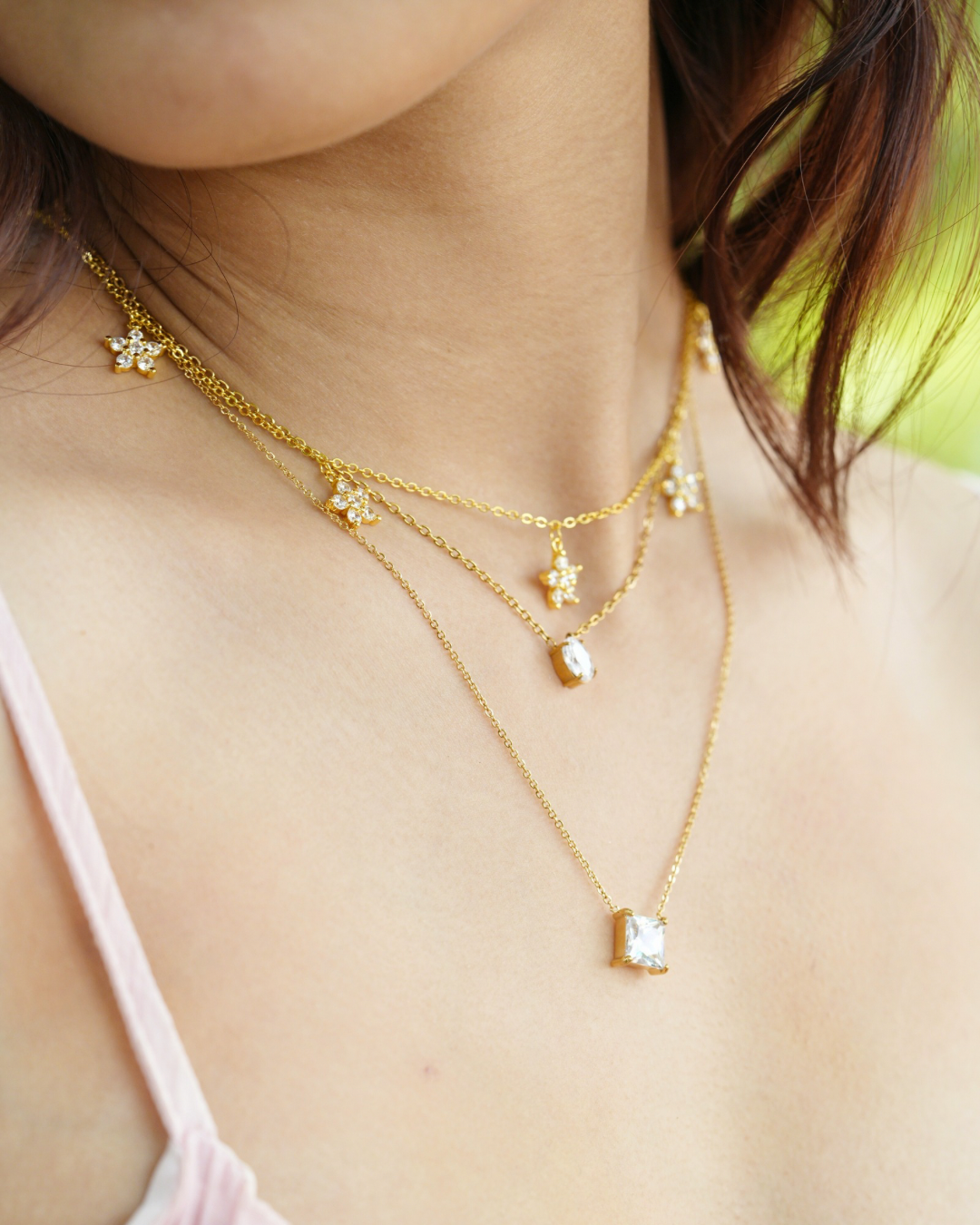 Dainty Flower Necklace