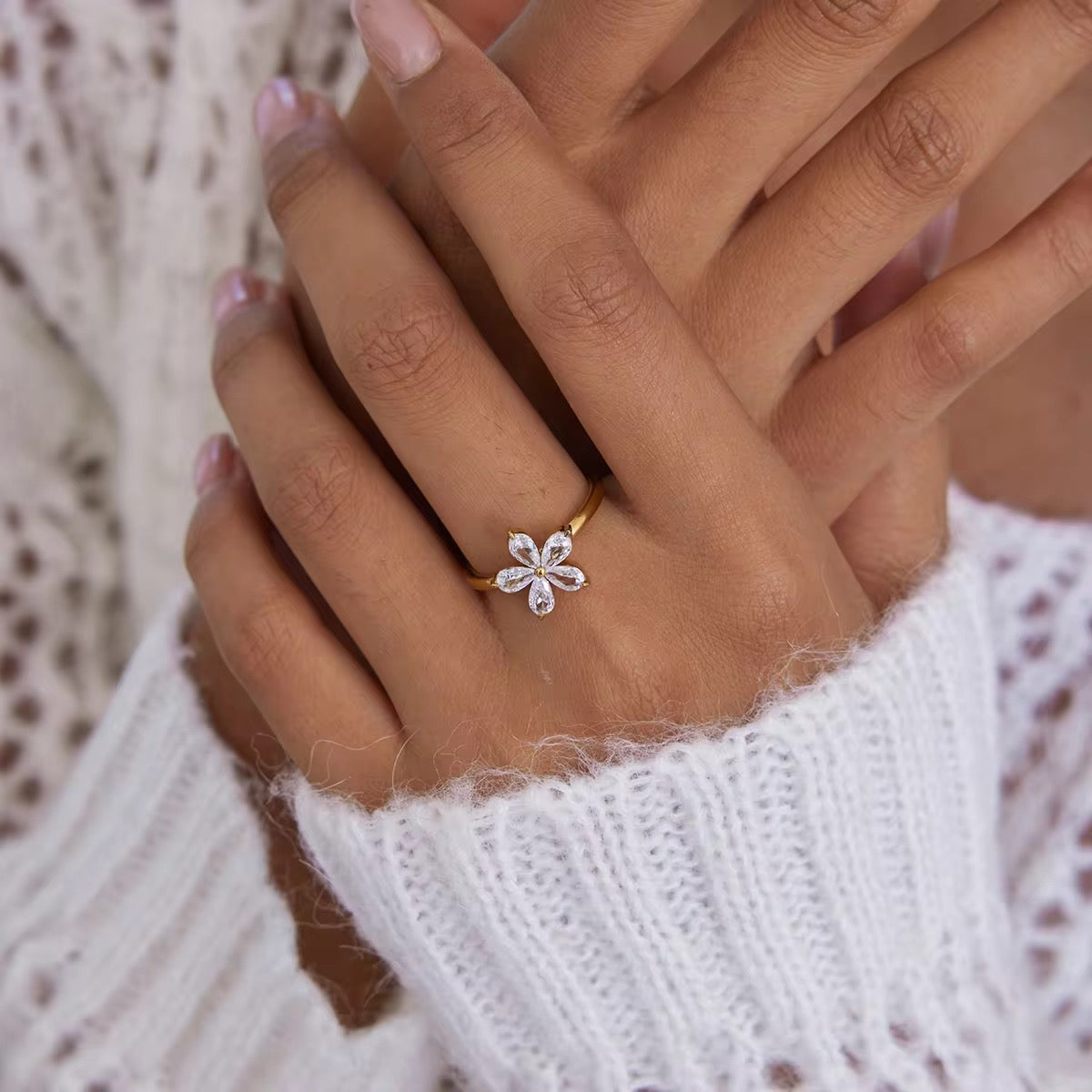 Flora Diamond Ring