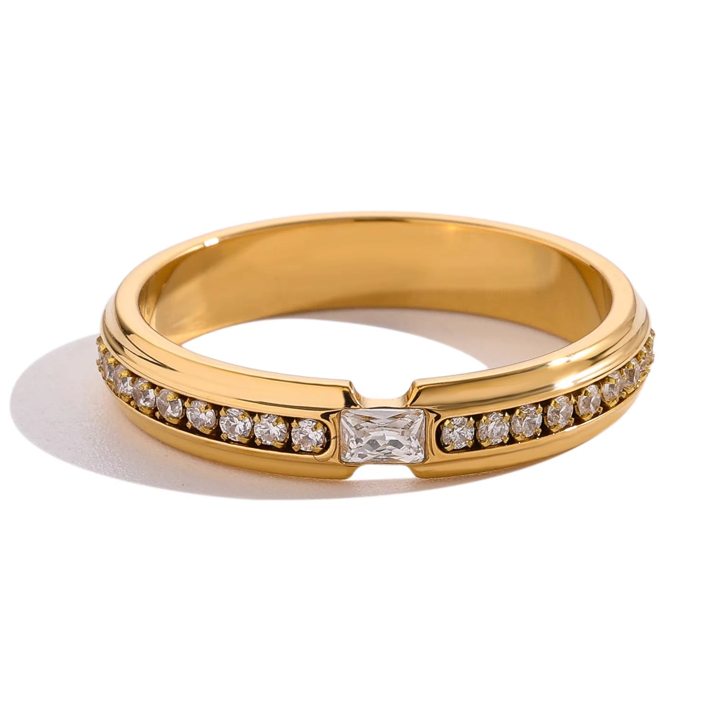 Nyra Gold Ring