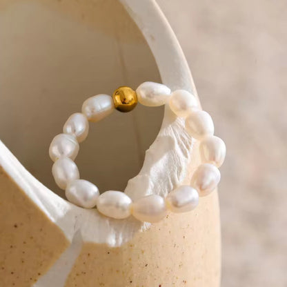 Sera Pearl Ring