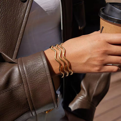 Ripple Wave Bracelet