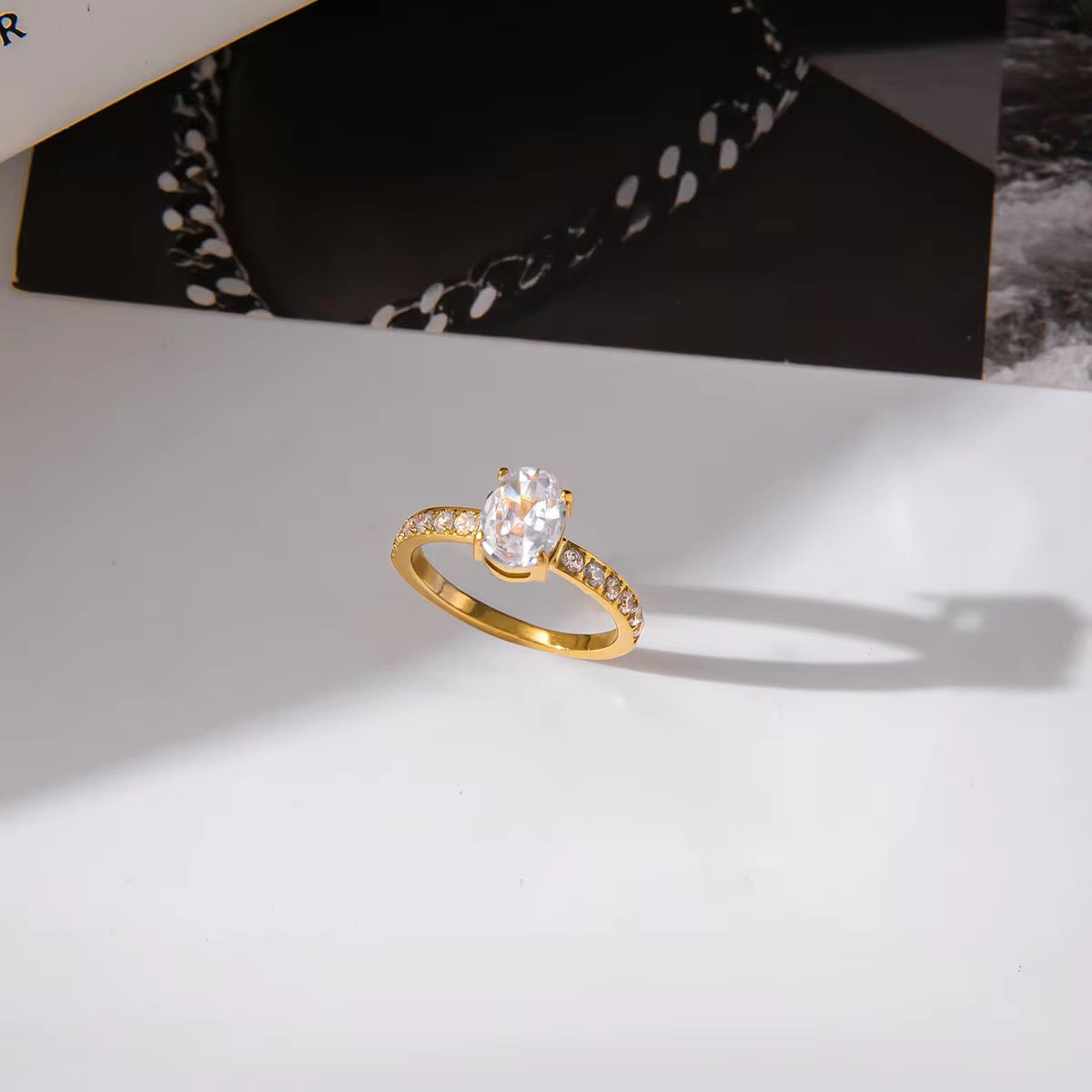 Oval Diamond Band Ring