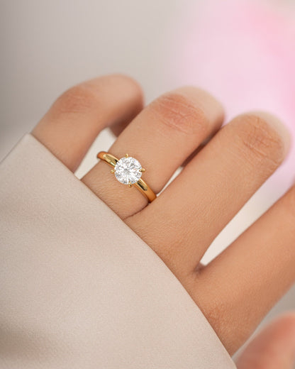 Round Solitaire Ring - 18K Gold Plated - Xiara