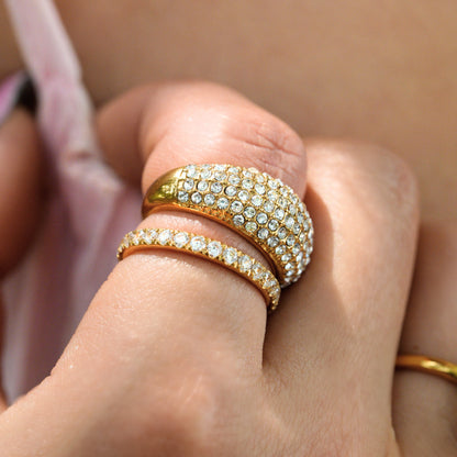 Aurra Band Ring