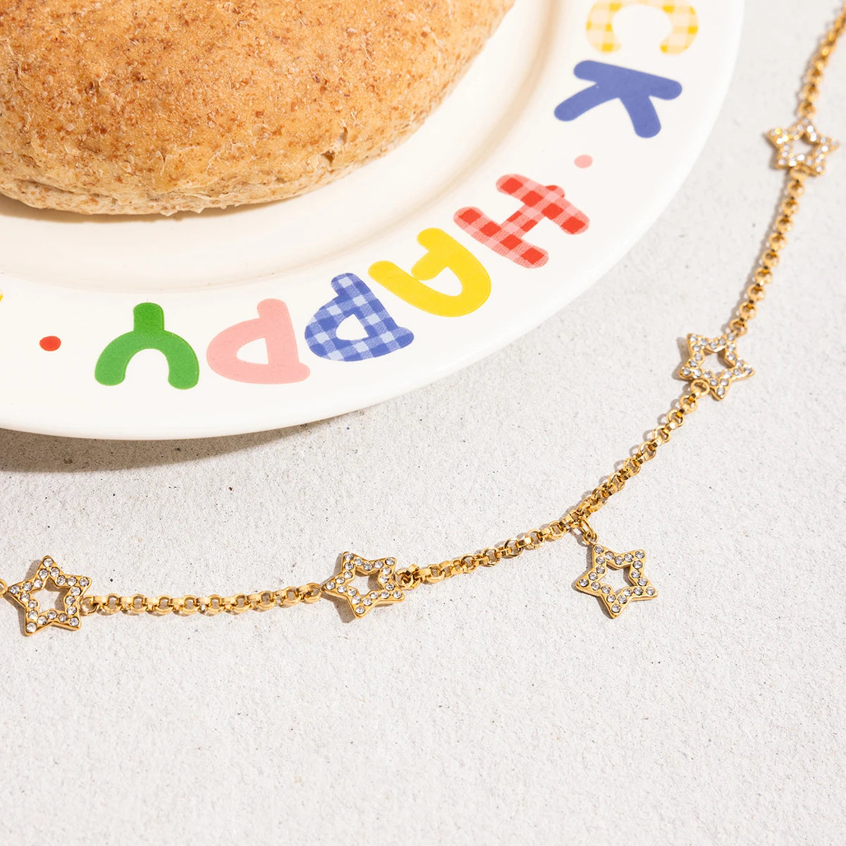 Evara Star Necklace - 18K Gold Plated - Xiara