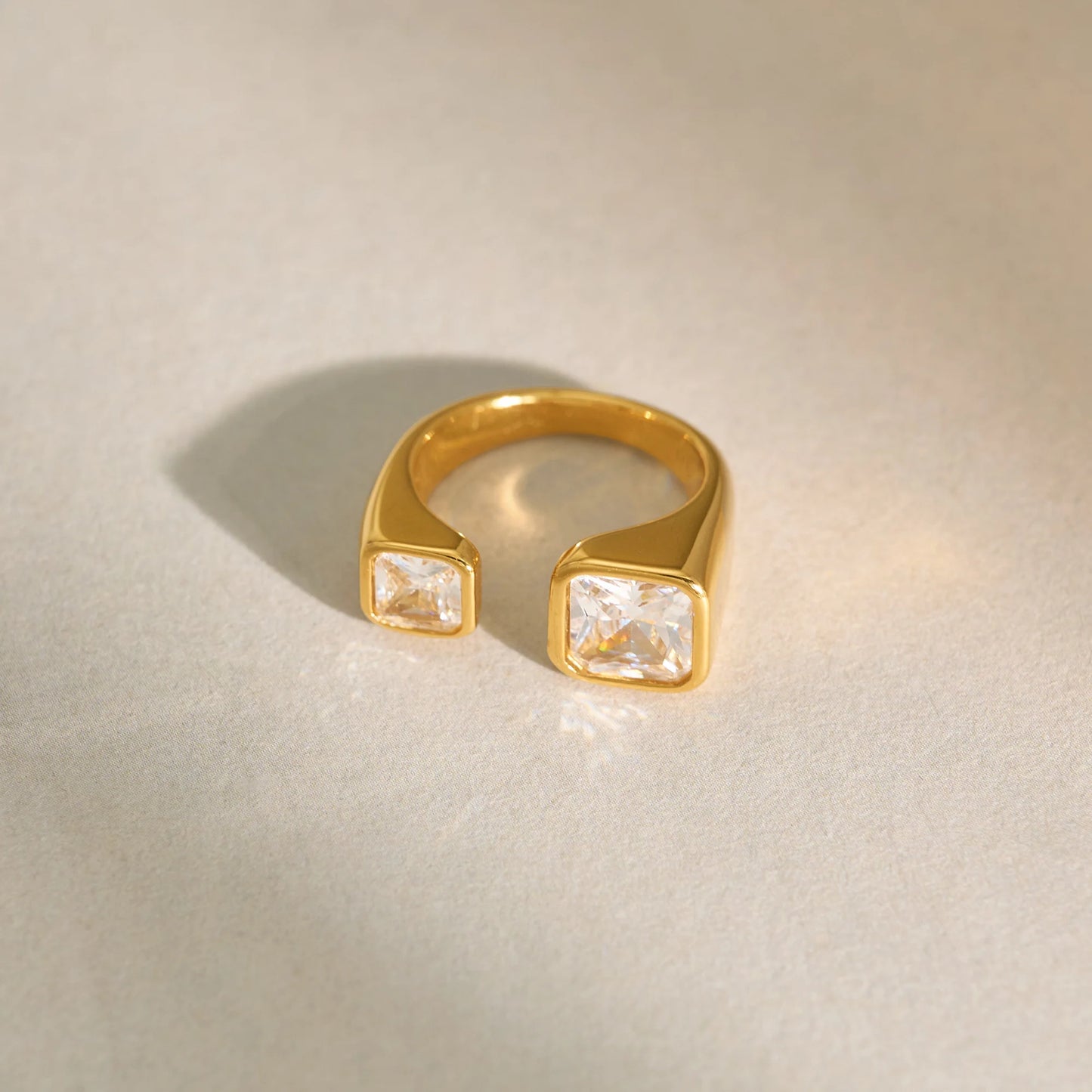 Ritz Diamond Ring