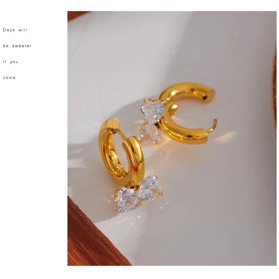 Diamond Bow Twirls