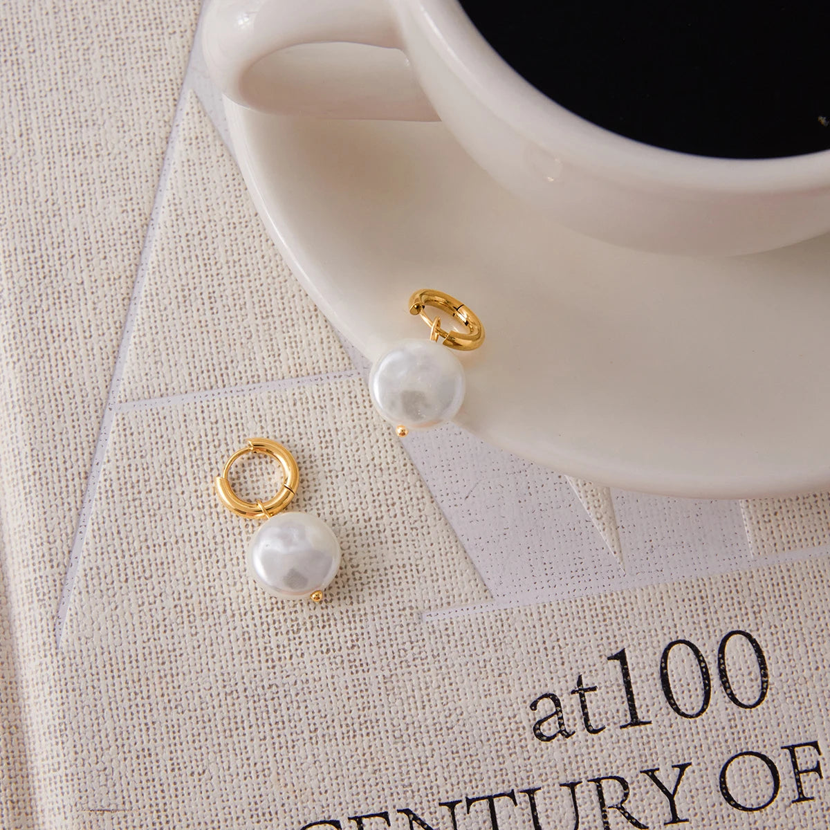 Elara Pearl Hoop Earrings