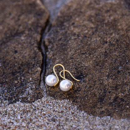 Oyster Muse Pearl Earrings