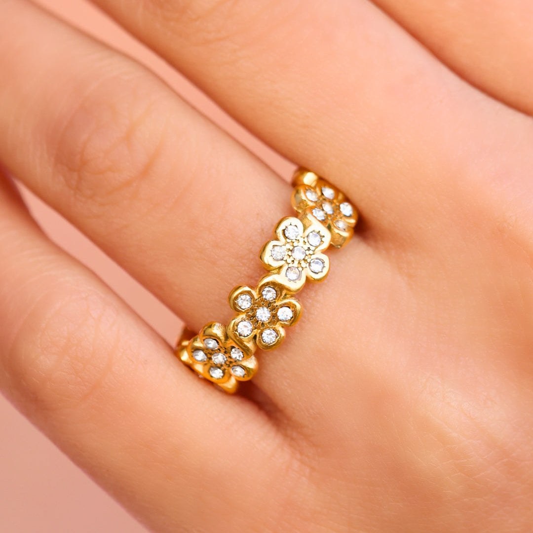 Rozy Flower Ring
