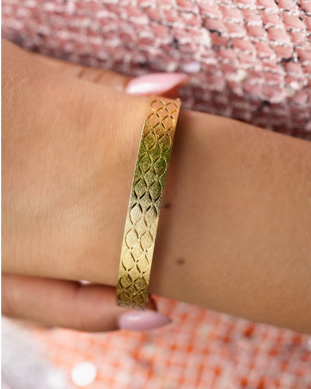 Vintage Curve Bracelet - 2.2
