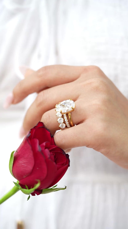 The Oval Solitaire Ring
