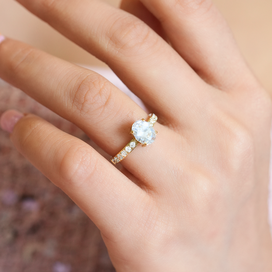 Oval Diamond Band Ring