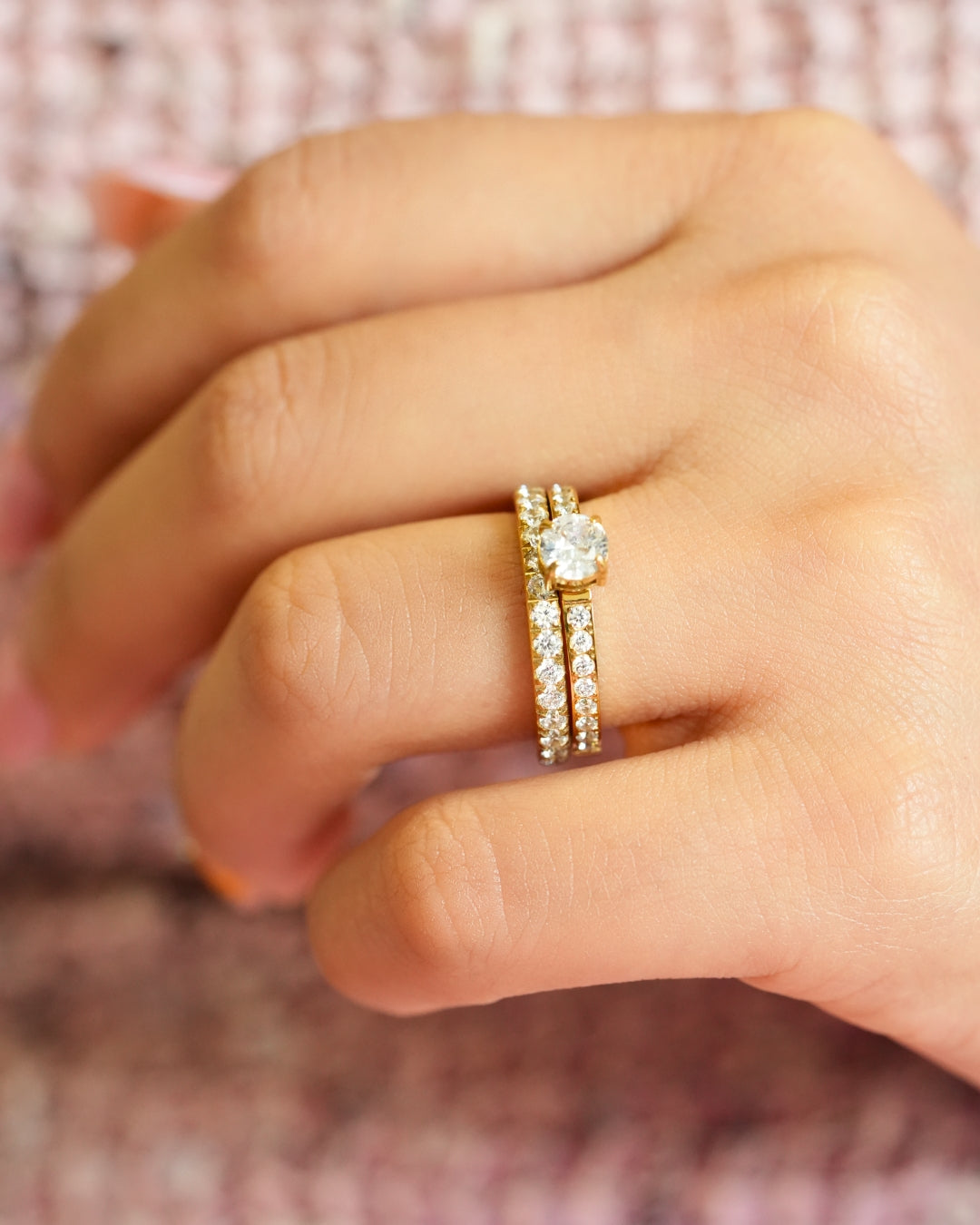 Round Diamond Band Ring
