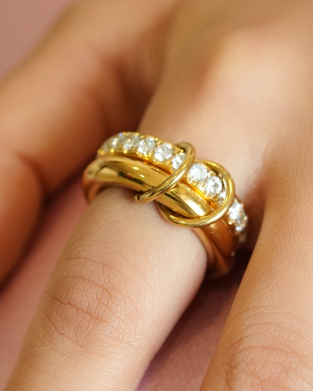 Clara Spinel Ring