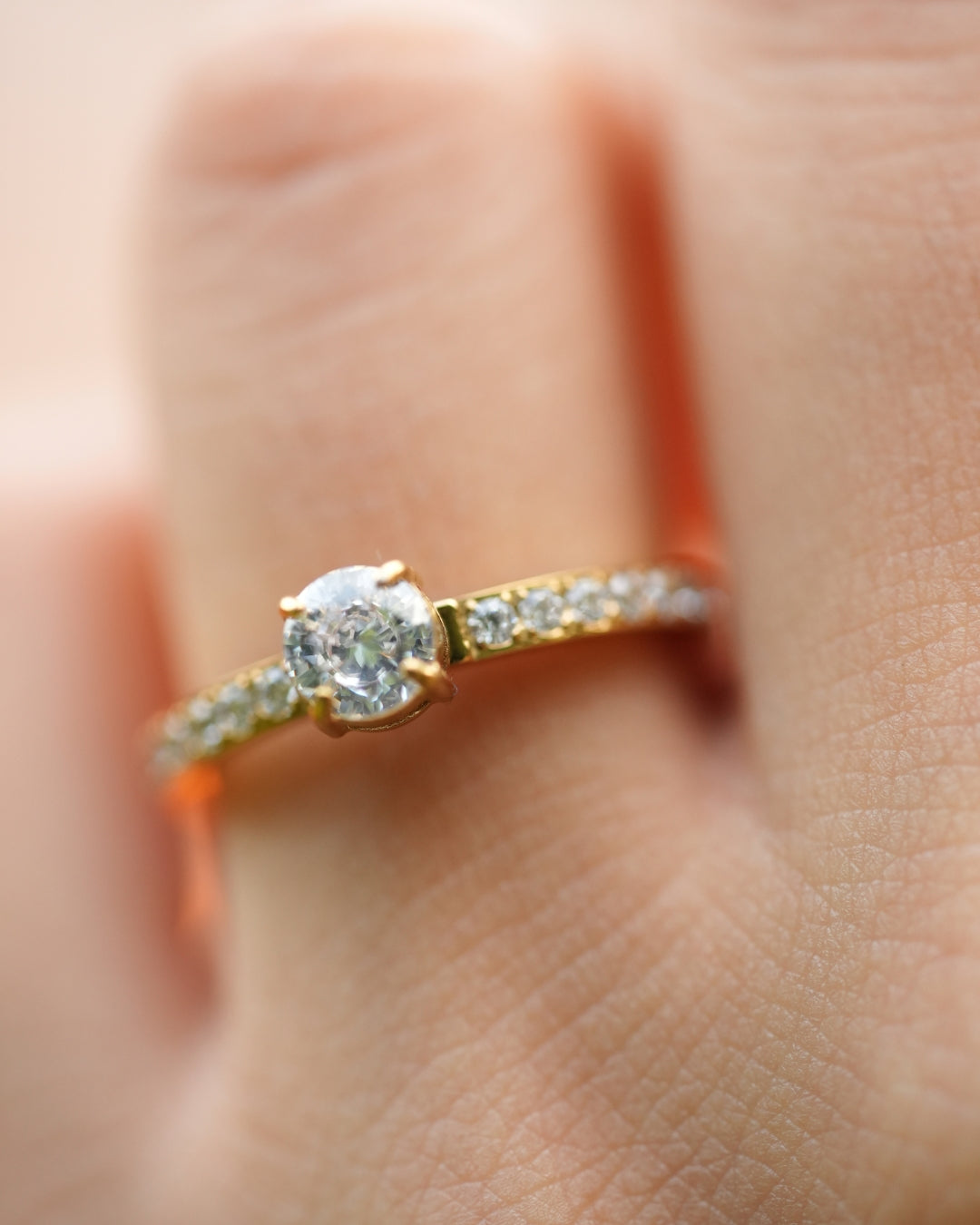 Round Diamond Band Ring