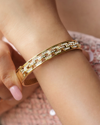 Elara Gold Bracelet