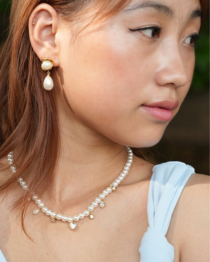 Dangling Pearl Earrings