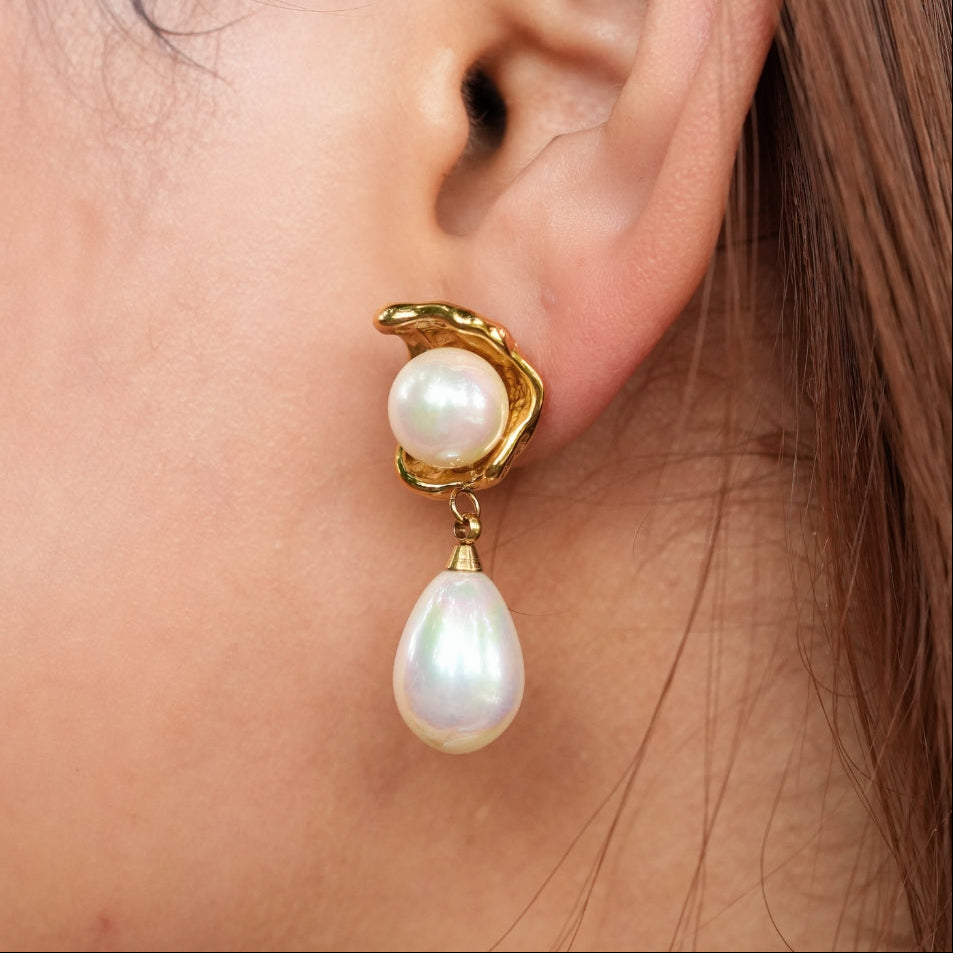 Dangling Pearl Earrings